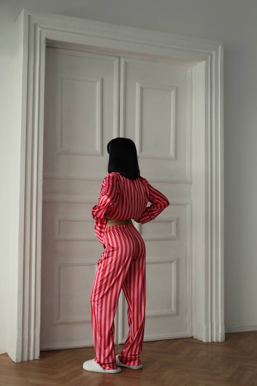 Пижама комплект ELARA CHERRY STRIPE дълъг панталон и риза с копчета от сатен