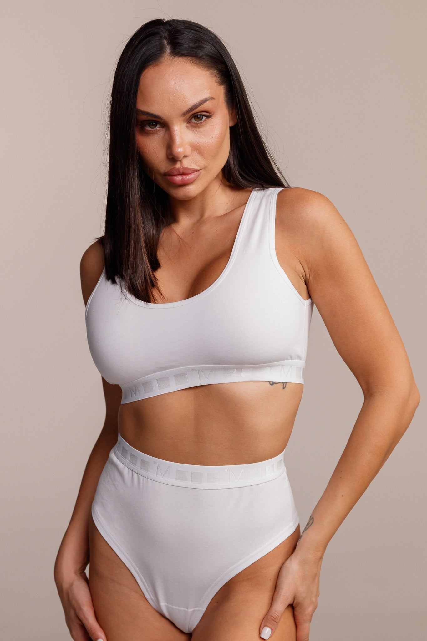 BROOKE WHITE спортна бикина тип thong висока талия от памук