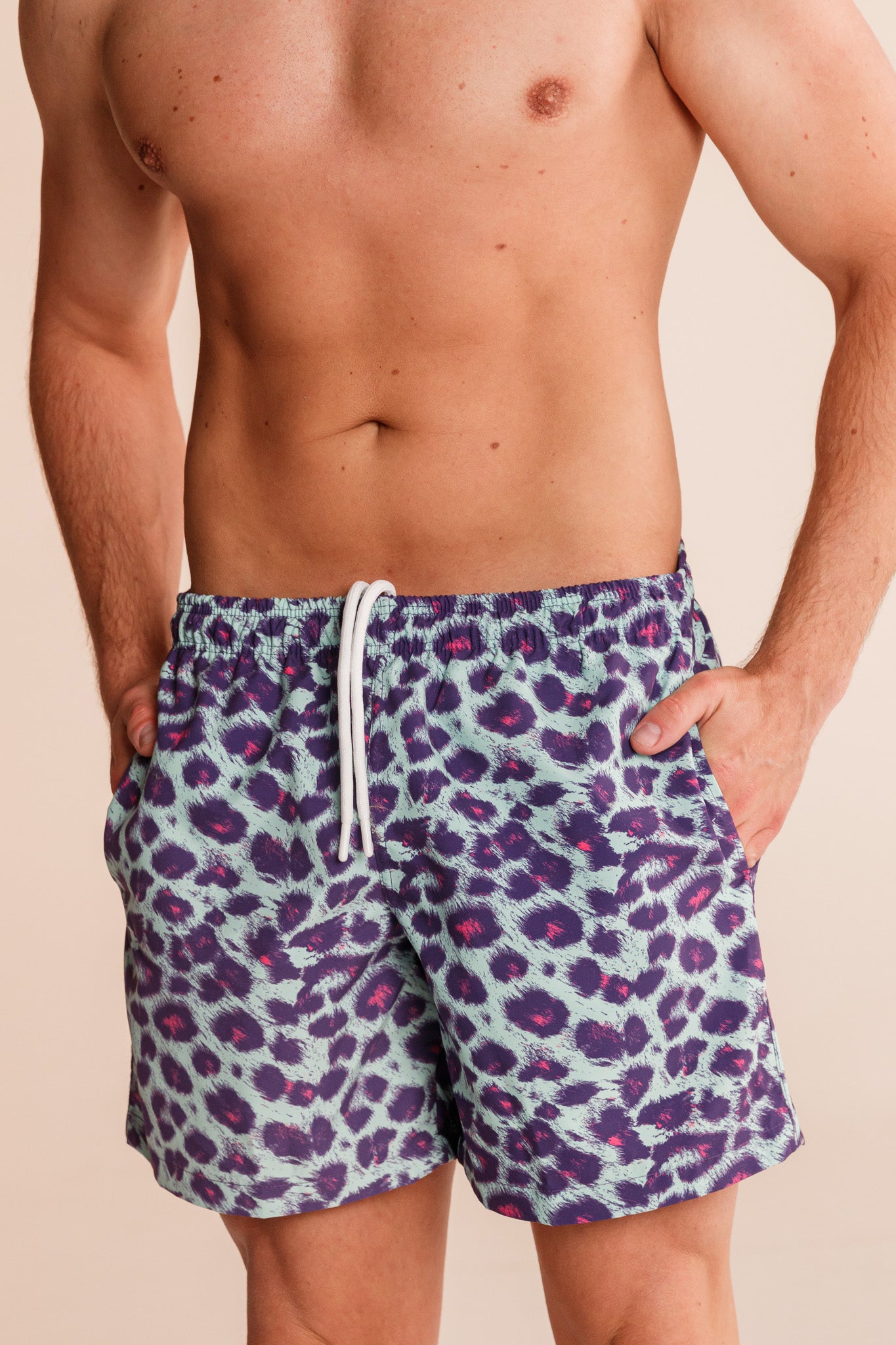 Бански шорти WAVE FIT ROAR от бързо съхнещ плат