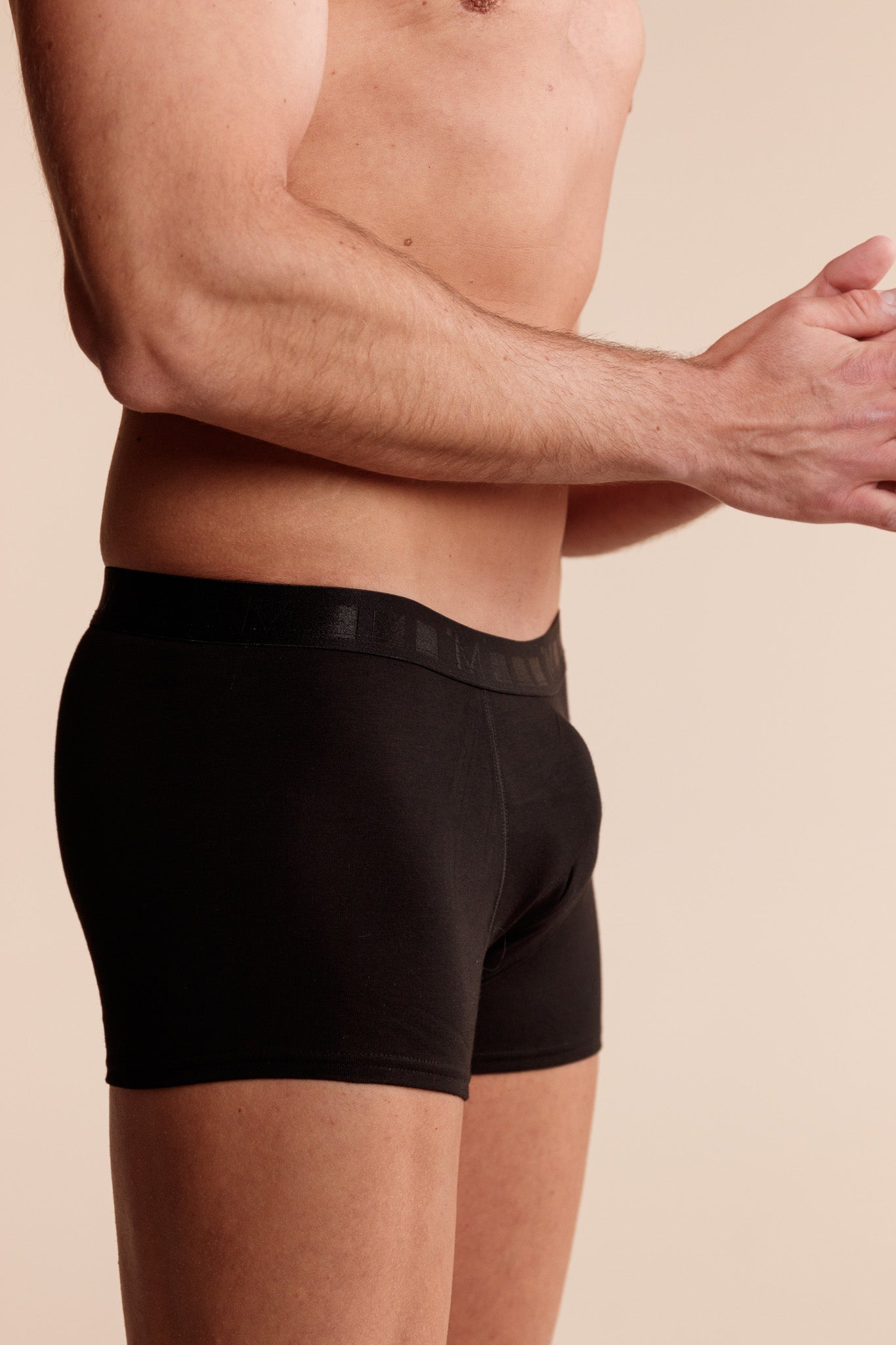 Active Boxer BLACK с външен ластик от памук и еластан