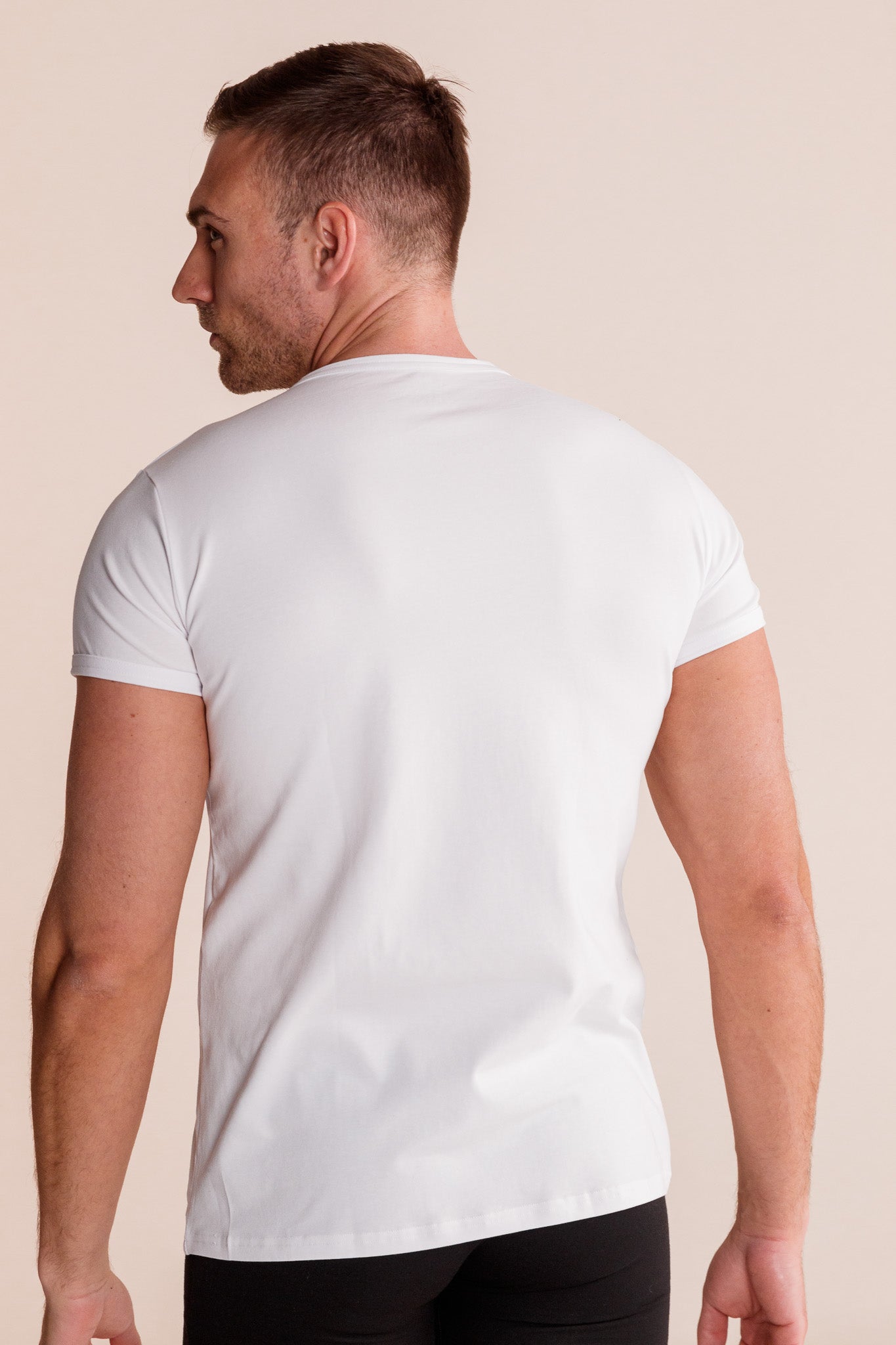 Comfort SlimFit WHITE мъжка тениска от памук с еластан