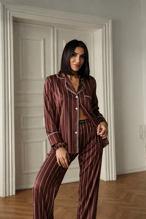 Пижама комплект BEKA CHOCOLATE STRIPES дълъг панталон и риза с копчета от сатен