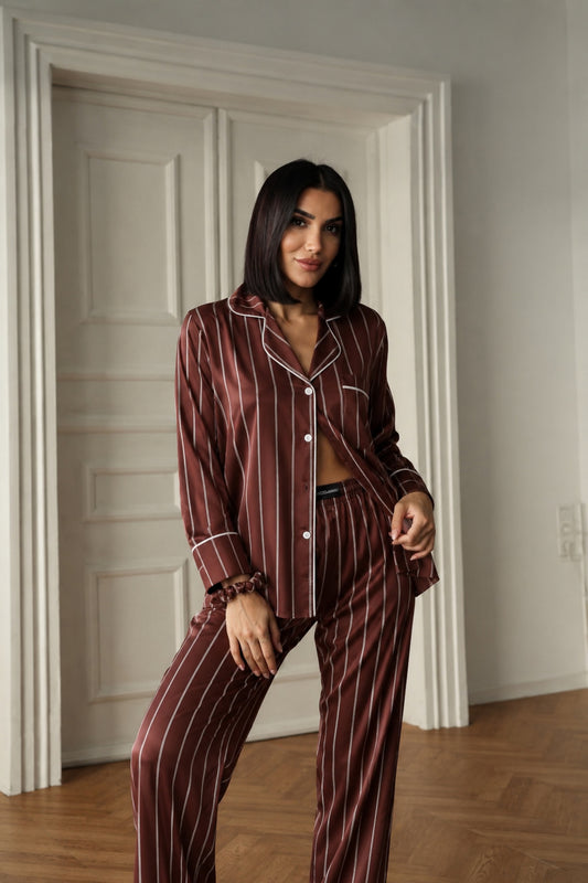 Пижама комплект BEKA CHOCOLATE STRIPES дълъг панталон и риза с копчета от сатен