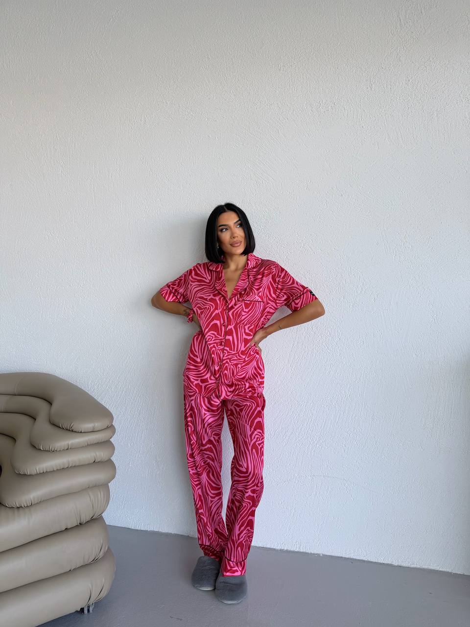 Пижама комплект CARLA PINK ZEBRA с къс ръкав и панталон от сатен