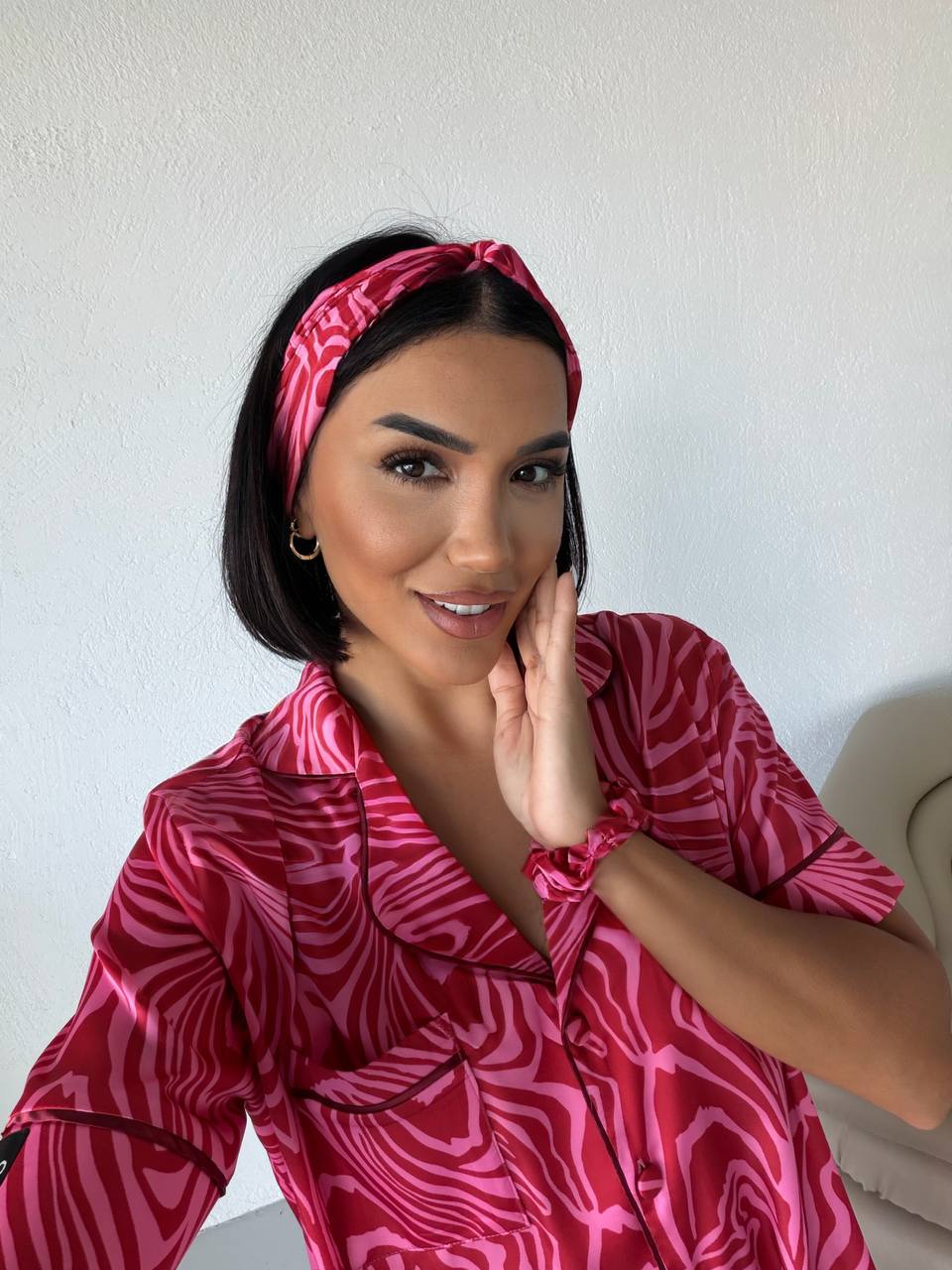 Пижама комплект CARLA PINK ZEBRA с къс ръкав и панталон от сатен
