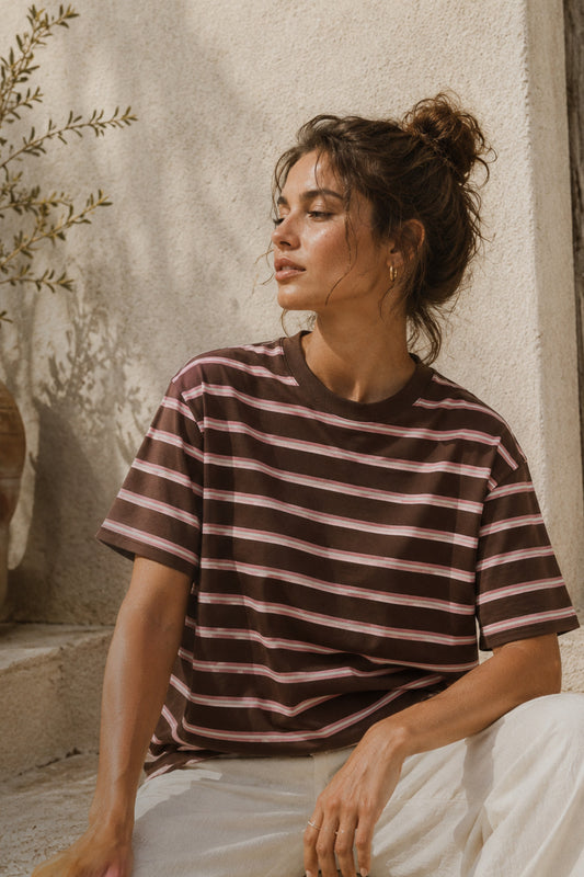 STRIPE BROWN Oversize тениска от 100% памук