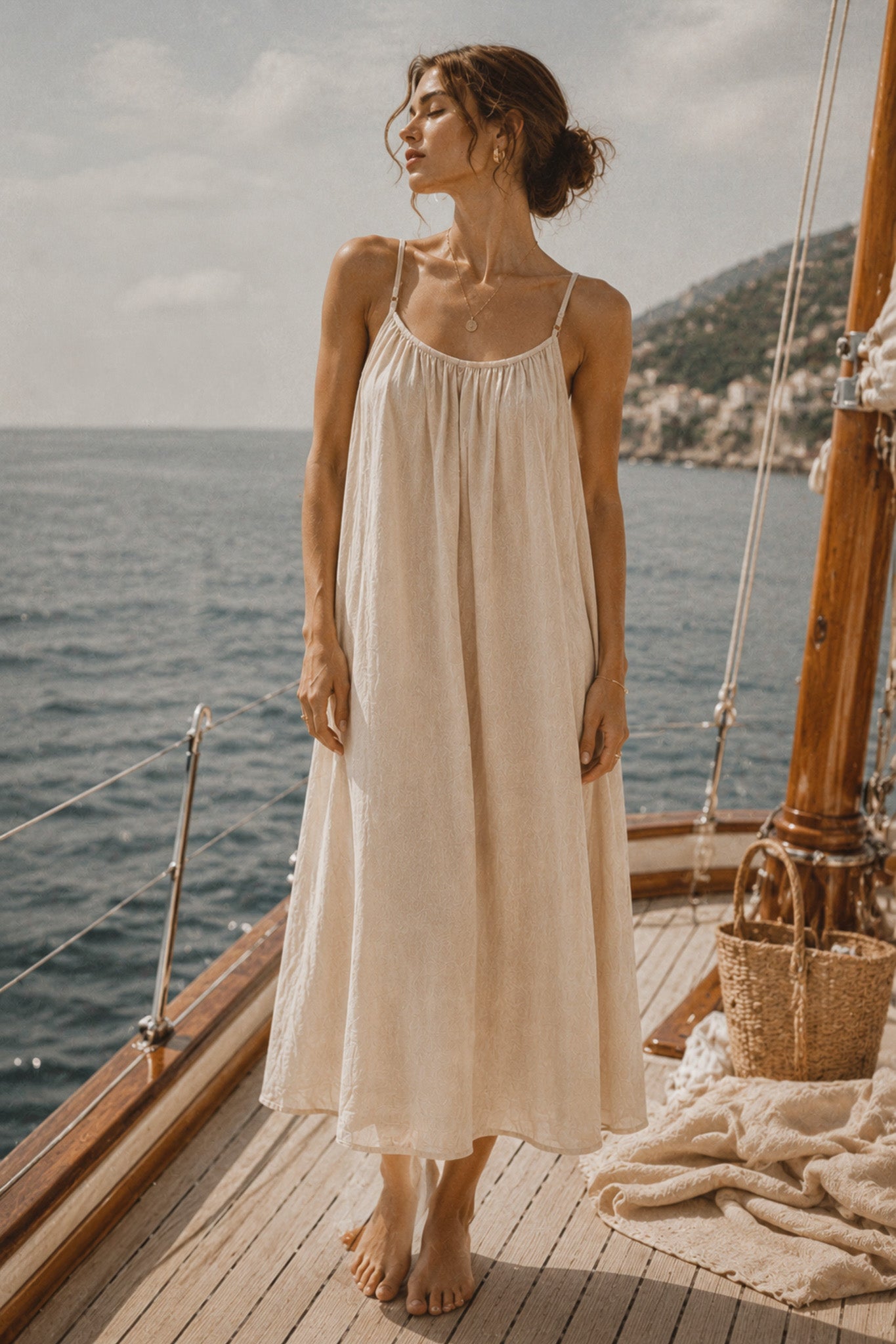 CLAVDIA BEIGE SAND Ефирна лятна рокля с регулация