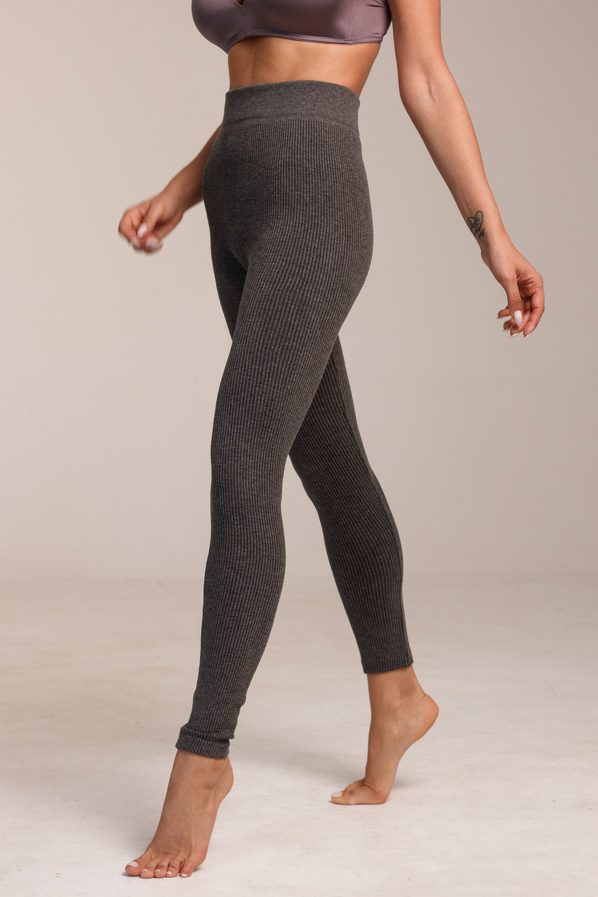 Дамски термо клин ISLA DARK GREY One Size рипсена материя