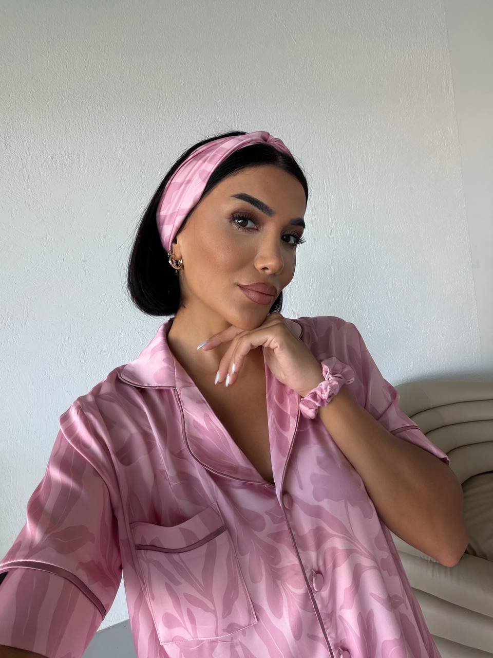 Пижама комплект LILIA PASTEL PINK с къс ръкав и панталон от сатен
