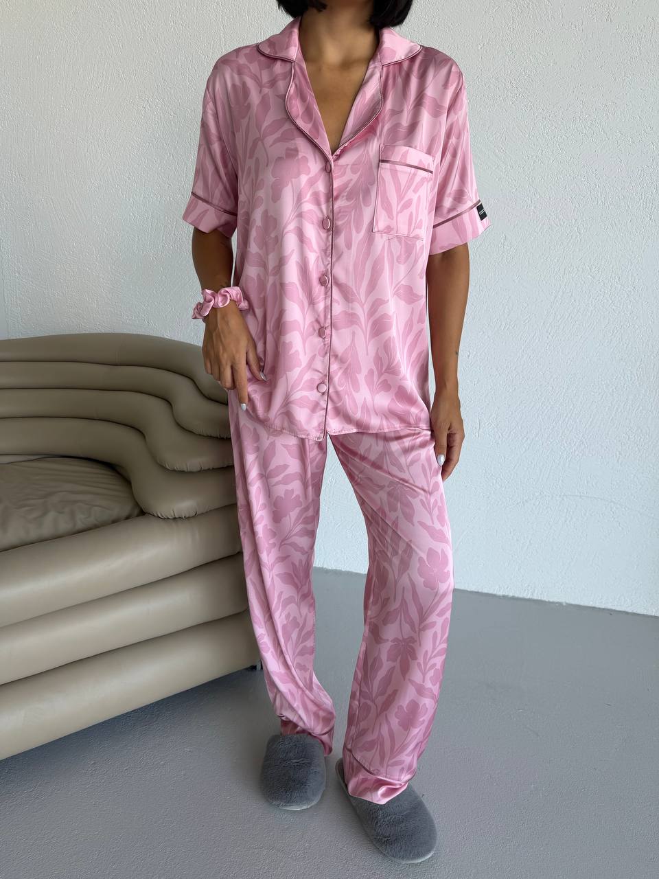 Пижама комплект LILIA PASTEL PINK с къс ръкав и панталон от сатен