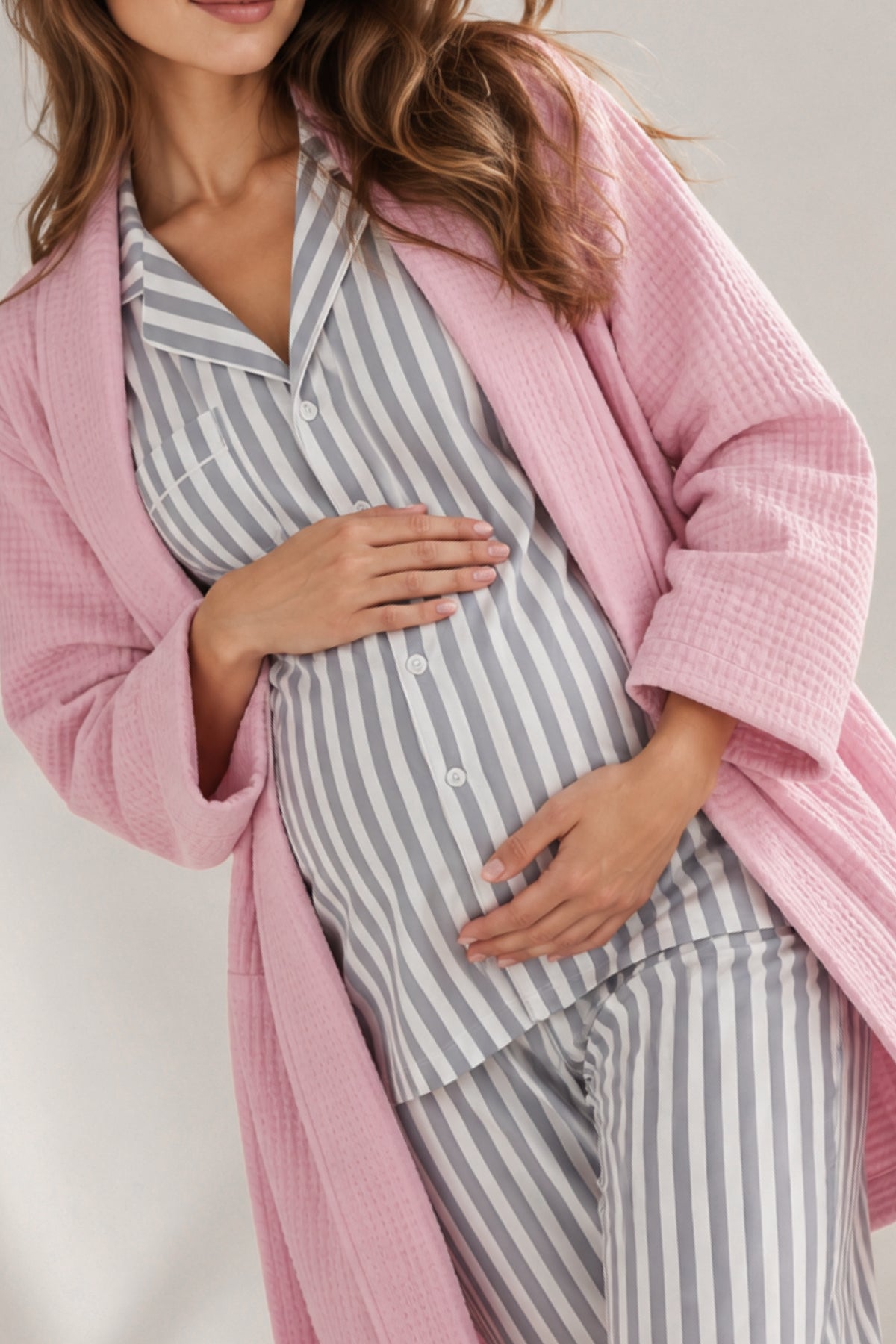 Дамски комплект ROCIO GREY STRIPES от три части халат, риза и панталон