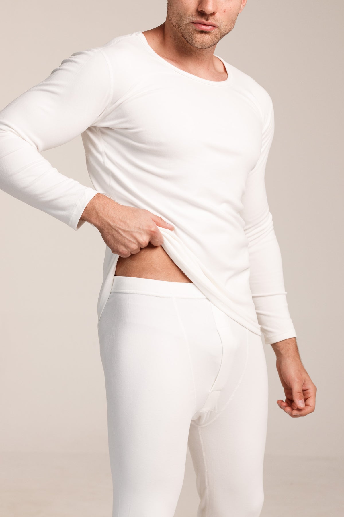 Мъжки сет термо бельо THERMA MEN WHITE от две части блуза с дълъг ръкав и клин